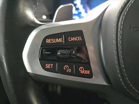 Used 2024 BMW X5 xDrive40i w/ M Sport Package AWD/4WD image 18