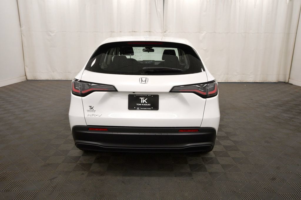 New 2027 Honda HR-V LX image 6