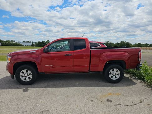 Used 2016 GMC Canyon W/T w/ Convenience Package RWD image 3