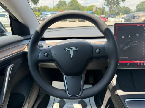 Used 2023 Tesla Model 3 Long Range AWD/4WD image 15