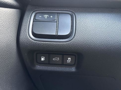 Used 2017 Kia Optima LX FWD image 18