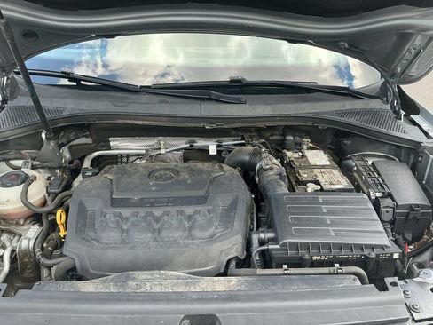Used 2020 Volkswagen Tiguan SE w/ Panoramic Sunroof Package FWD image 25