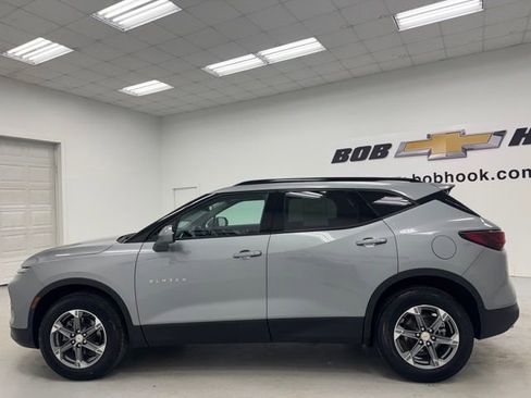 Used 2024 Chevrolet Blazer LT w/ Convenience Package FWD image 8
