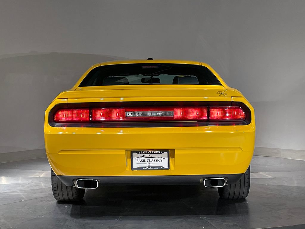 Used 2012 Dodge Challenger R/T RWD image 41
