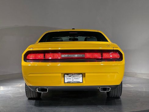 Used 2012 Dodge Challenger R/T RWD image 41