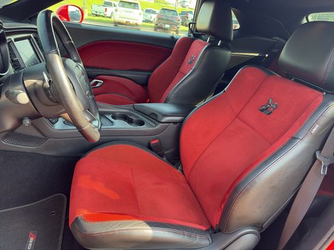 Used 2020 Dodge Challenger R/T Scat Pack RWD image 10