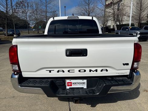 Certified 2023 Toyota Tacoma SR5 image 4
