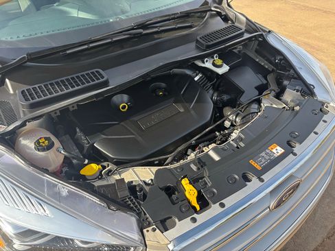 Used 2018 Ford Escape Titanium w/ Ford Safe & Smart Package image 23