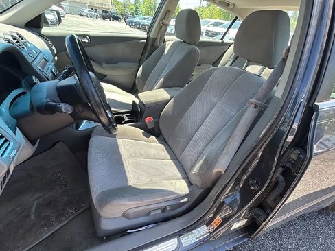 Used 2009 Nissan Altima 2.5 S w/ Convenience Plus Pkg FWD image 9