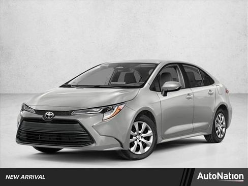 Used 2024 Toyota Corolla LE image 1