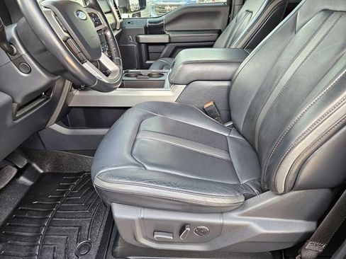 Used 2022 Ford F350 Platinum w/ FX4 Off-Road Package AWD/4WD image 12