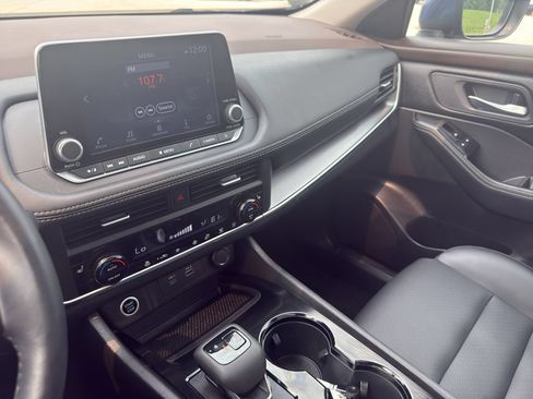 Certified 2023 Nissan Rogue SV w/ SV Premium B Package AWD/4WD image 21