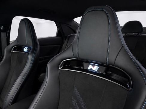 Used 2023 Hyundai Elantra N FWD image 22