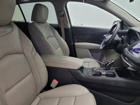 Used 2020 Cadillac XT4 Premium Luxury w/ Driver Awareness Package AWD/4WD image 21