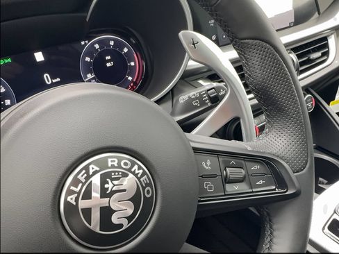 New 2025 Alfa Romeo Stelvio Sprint w/ Convenience Package AWD/4WD image 49