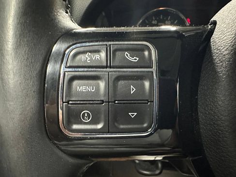 Used 2015 Jeep Wrangler Unlimited Sahara AWD/4WD image 18