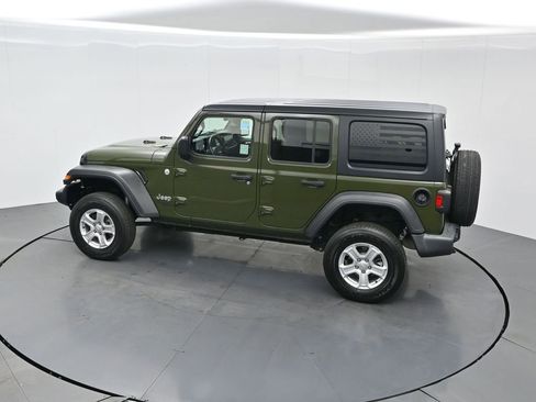 Used 2021 Jeep Wrangler Unlimited Sport image 56