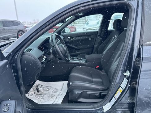 Used 2025 Honda Civic Sport image 28