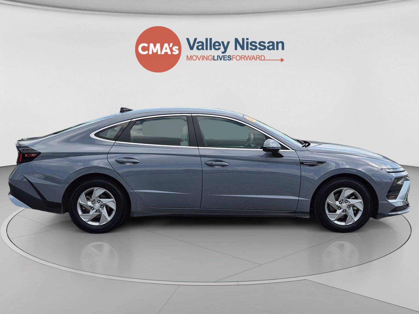 Used 2025 Hyundai Sonata SE FWD image 6