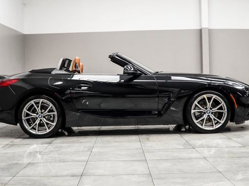 Used 2019 BMW Z4 sDrive30i w/ Premium Package image 8