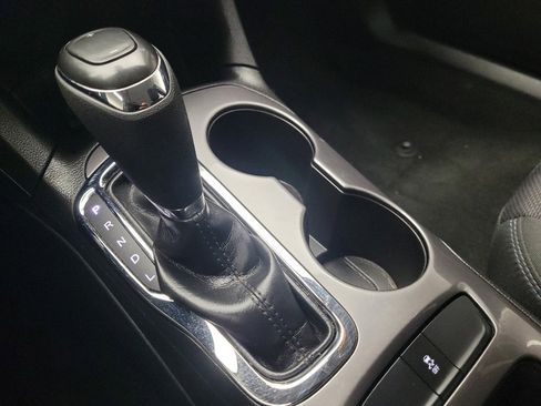 Used 2017 Chevrolet Cruze LT image 26