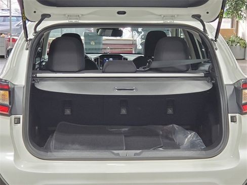 Certified 2025 Subaru Crosstrek 2.0i Premium image 15