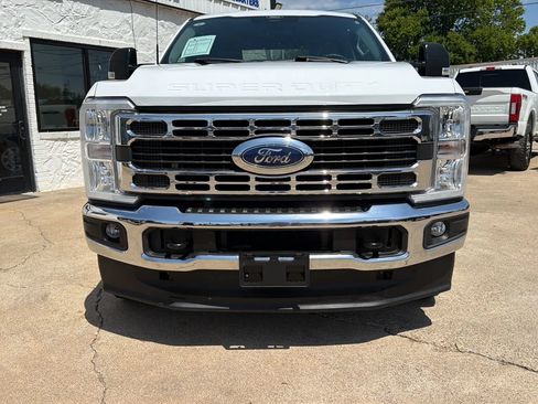 Used 2024 Ford F250 XLT AWD/4WD image 5