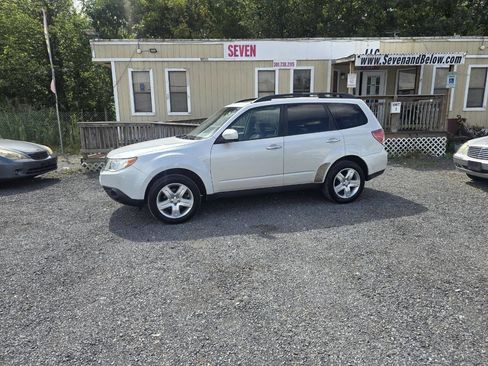 Used 2010 Subaru Forester 2.5X Premium image 3