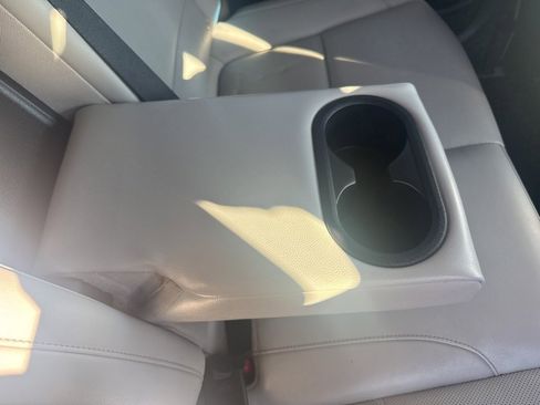 Used 2022 Hyundai Kona Limited image 29