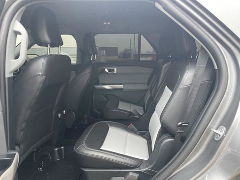 Used 2023 Ford Explorer XLT w/ Equipment Group 202A image 20
