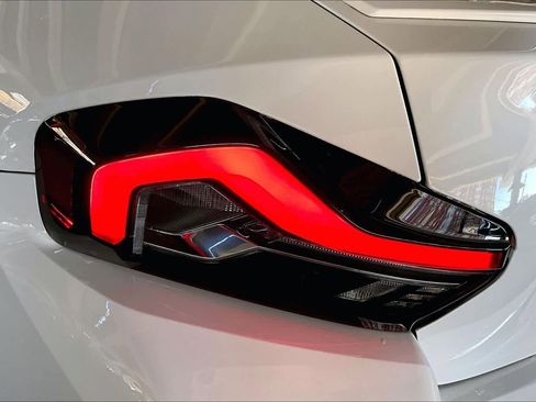 Used 2023 BMW M2 image 28