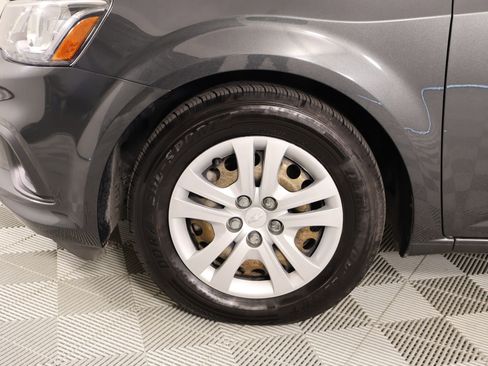 Used 2020 Chevrolet Sonic LT FWD image 16