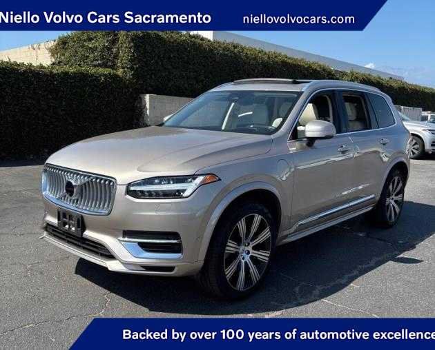 Used 2024 Volvo XC90 T8 Ultimate w/ Lounge Package AWD/4WD image 1