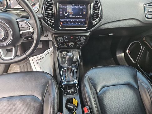 Used 2018 Jeep Compass Limited w/ Navigation Group AWD/4WD image 25