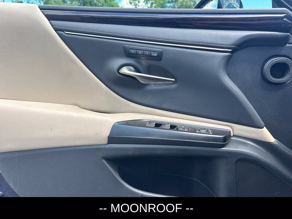 Used 2021 Lexus ES 350 w/ Premium Package FWD image 5
