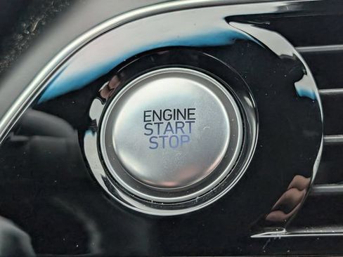 Used 2023 Genesis G70 2.0T RWD image 25