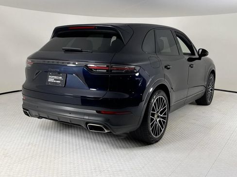 Certified 2023 Porsche Cayenne AWD/4WD image 7