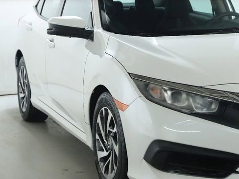 Used 2017 Honda Civic EX image 5