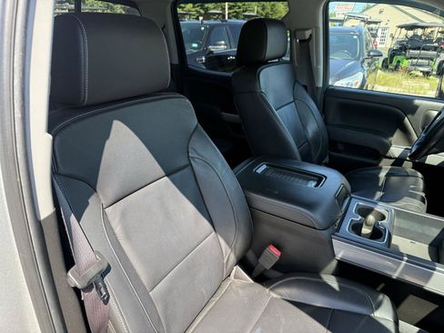 Used 2017 Chevrolet Silverado 1500 LTZ Z71 w/ Redline Edition AWD/4WD image 18