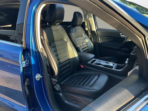 Used 2022 Ford Edge SEL w/ Convenience Package image 28