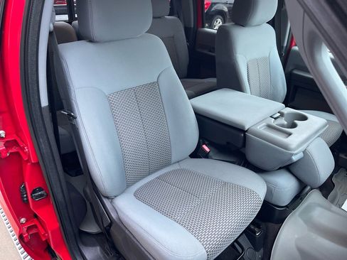 Used 2015 Ford F250 XLT w/ XLT Premium Package image 41