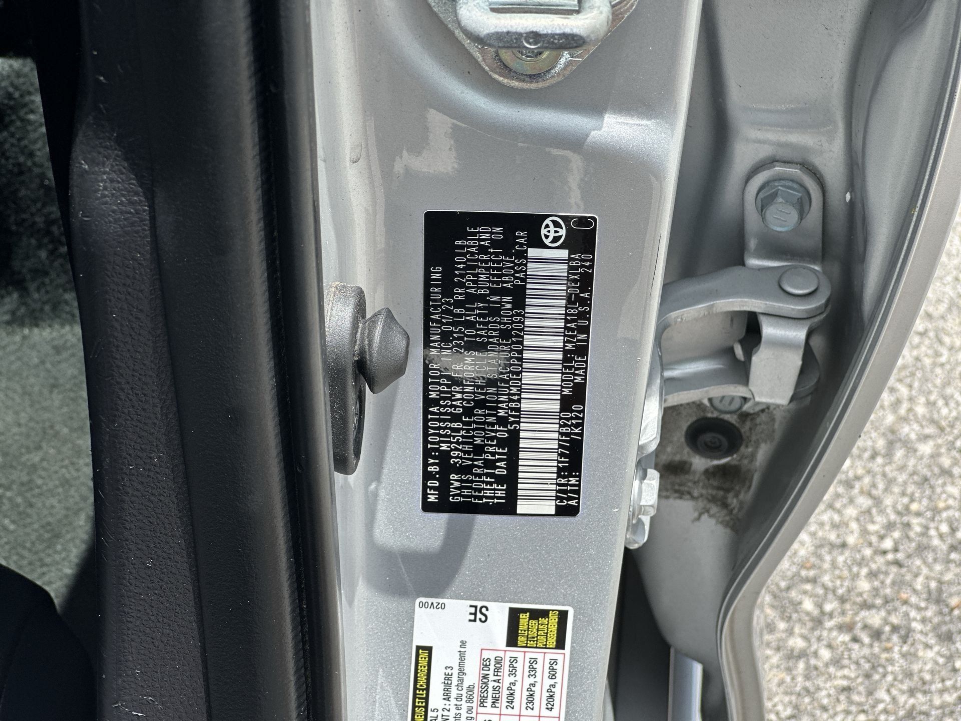 Used 2023 Toyota Corolla LE FWD image 33