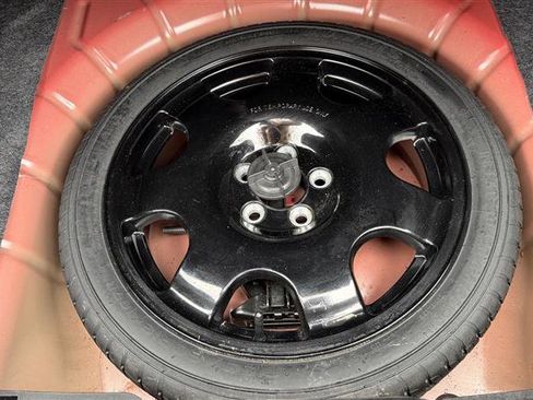 Used 2017 Ford Mustang Premium image 19