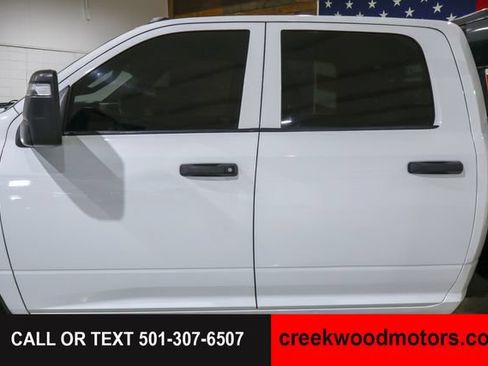 Used 2024 RAM 2500 Tradesman w/ Chrome Appearance Group AWD/4WD image 13