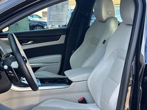 Used 2024 Jaguar XF R-Dynamic SE image 6