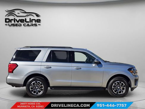 Used 2024 Ford Expedition XLT image 9