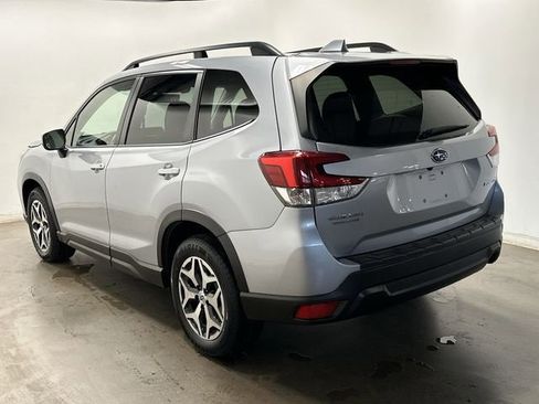 Used 2019 Subaru Forester Premium image 32