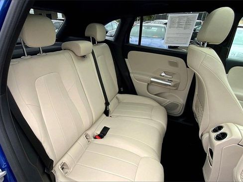 Used 2025 Mercedes-Benz GLA 250 4MATIC image 22