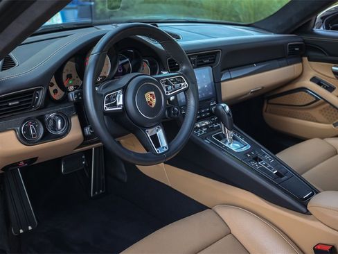Used 2019 Porsche 911 Turbo S image 32