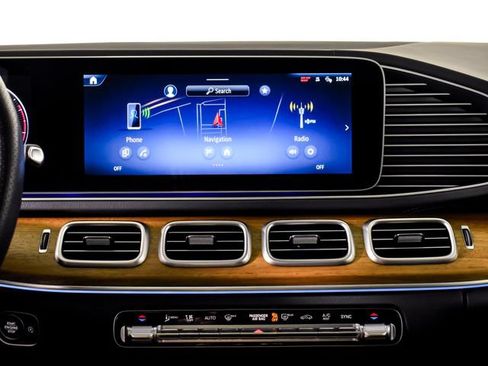 Used 2025 Mercedes-Benz GLS 450 4MATIC image 33